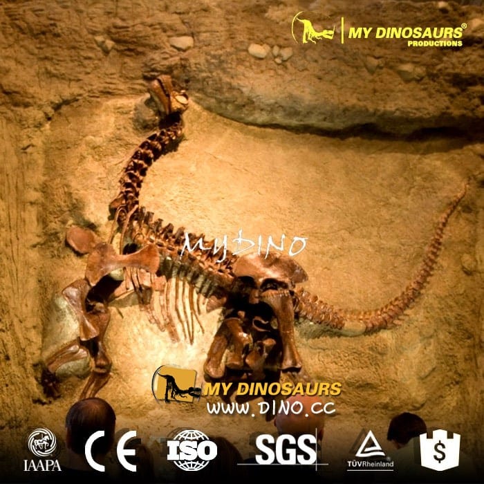 DS-060恐龍化石埋藏現(xiàn)狀復(fù)制品——恐龍復(fù)制品化石