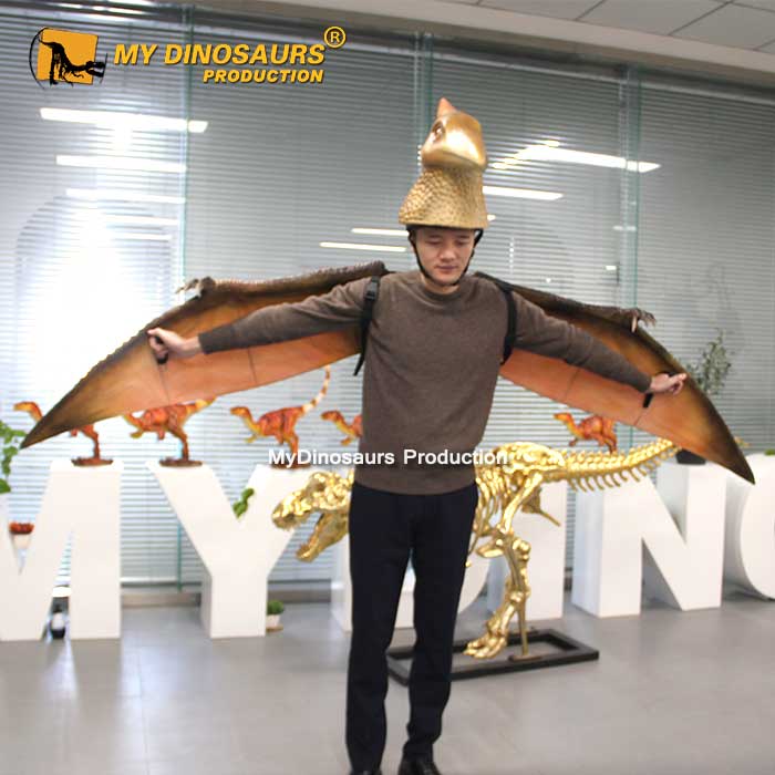 DC-068  翼龍恐龍表演服商場(chǎng)景區(qū)吸睛引流道具