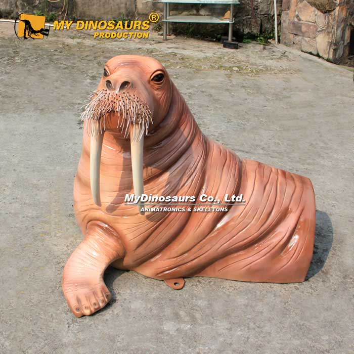 BL-068  龍晨時代玻璃鋼制品——北極洲巨型哺乳動物半身海象雕塑