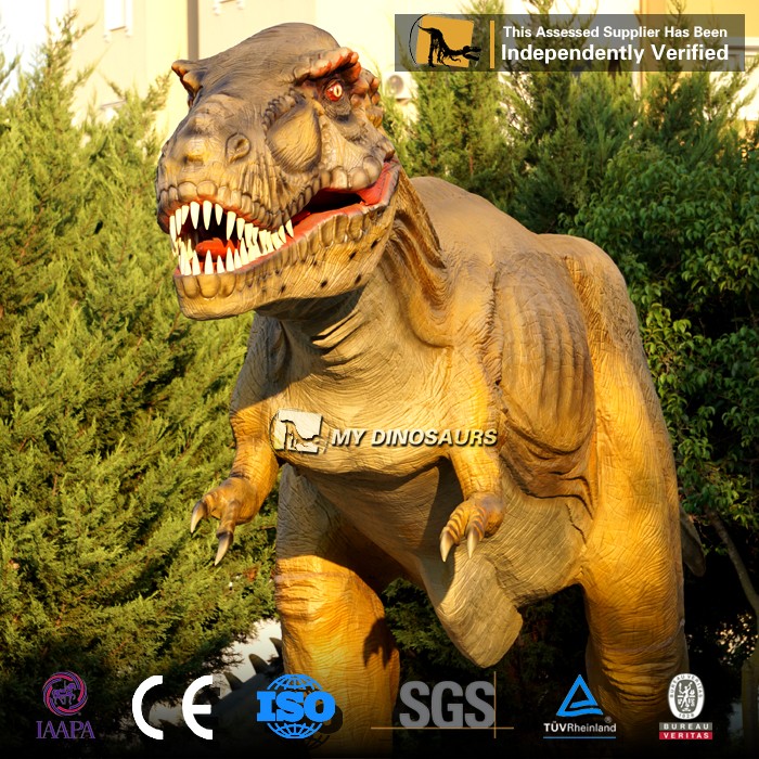 amusement park sculptures