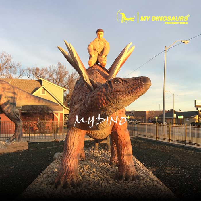 fiberglass-stegosaurus