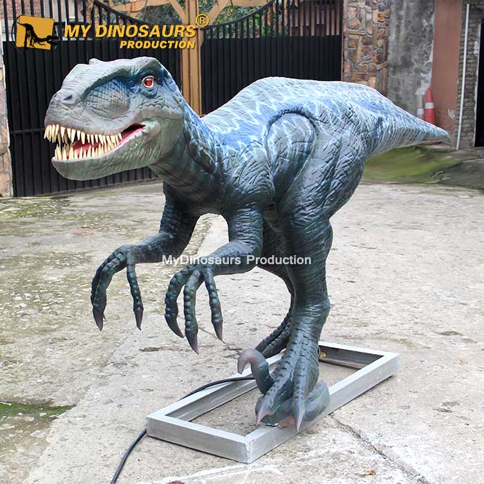 animatronic-velociraptor (2)