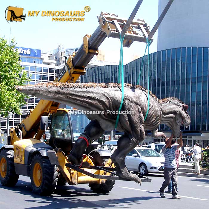 feathered-animatronic-dinosaur