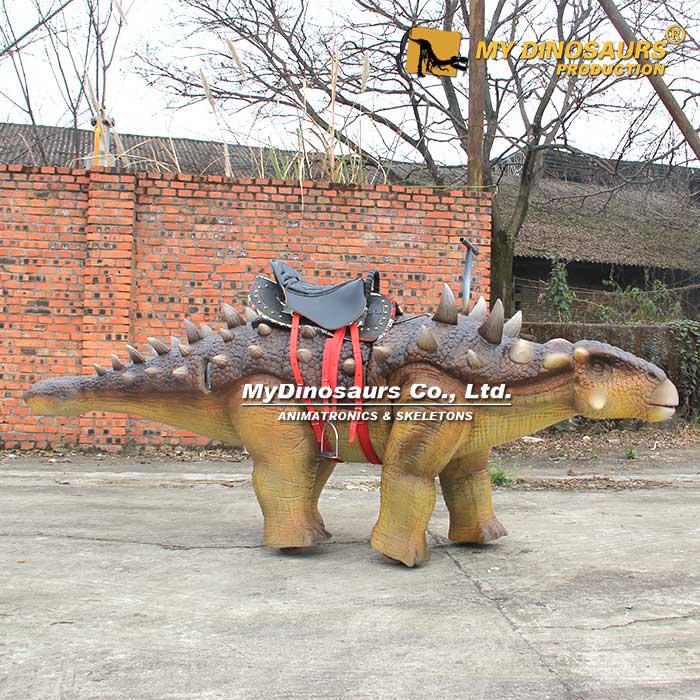 Animatronic-Ankylosaur-ride