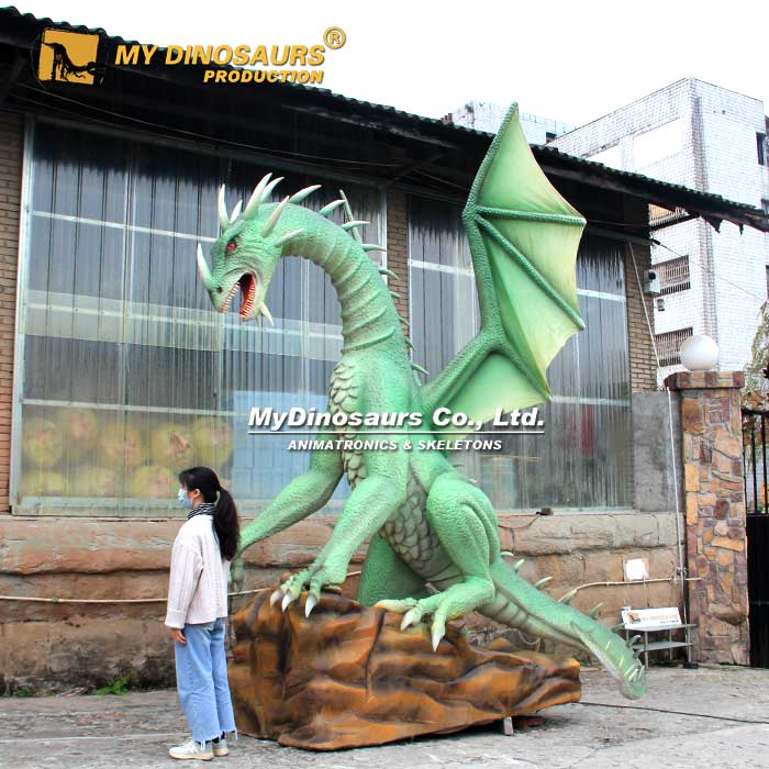 Animatronic-Green-Dragon