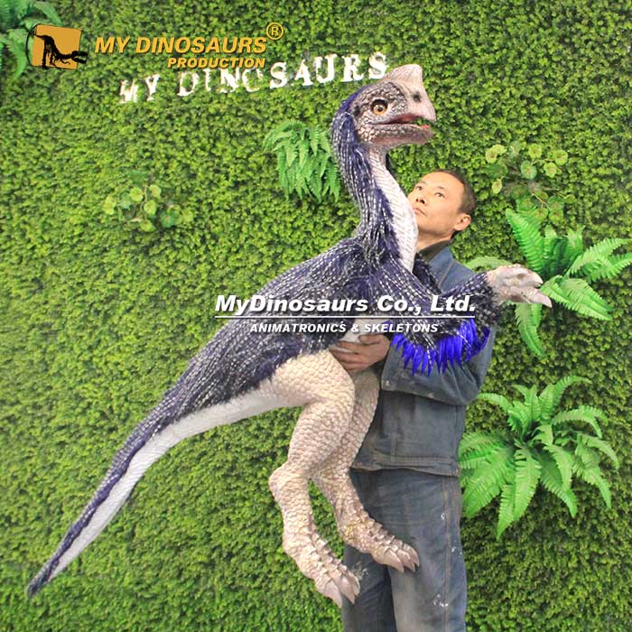 Baby-Oviraptor-hand-puppet