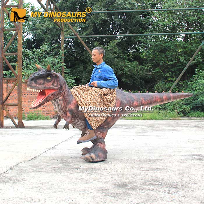 walking-Centaurus-Suit-4