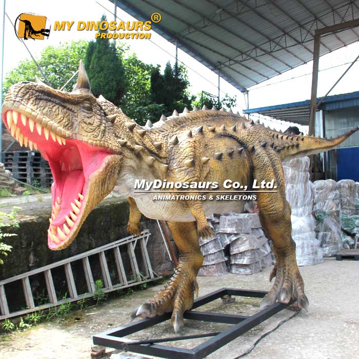 7M-Carnotaurus-animatronic-1